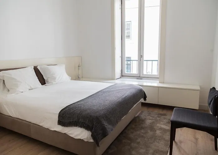 Classy 2bdr In Downtown By Lovelystay *