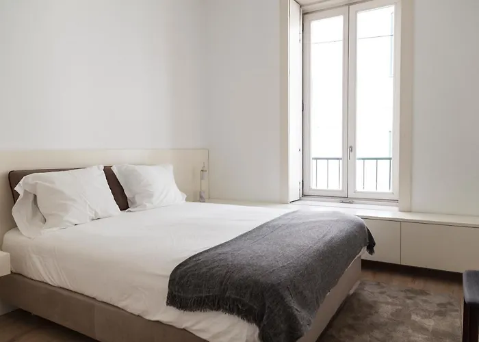 Classy 2bdr In Downtown By Lovelystay *
