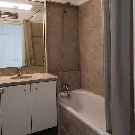 Apartmán Classy 2bdr In Downtown By Lovelystay *