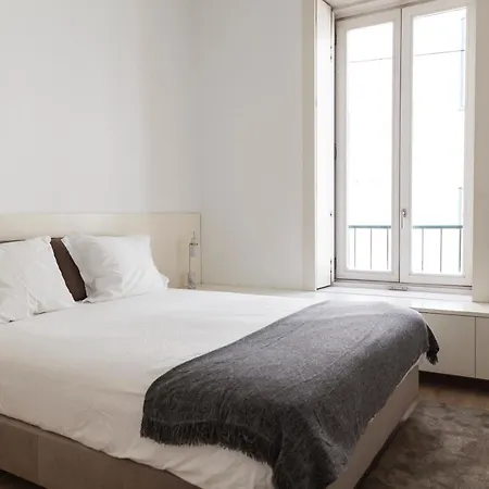 Classy 2bdr In Downtown By Lovelystay *